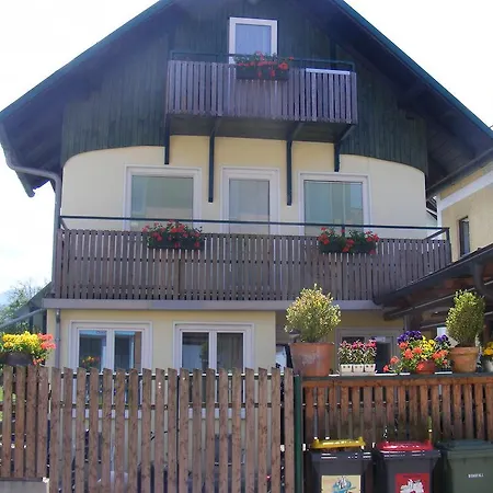 Apartment Sailer