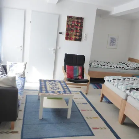 Sailer Apartment *