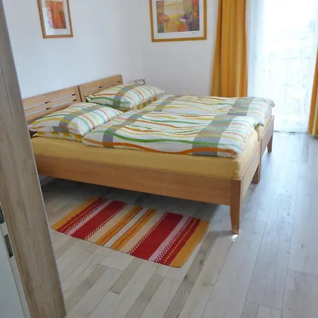 Sailer Apartment *